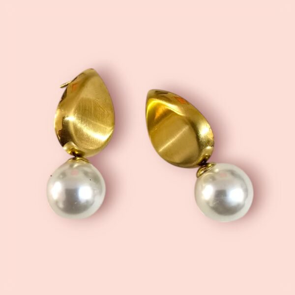 pearl drop earrings