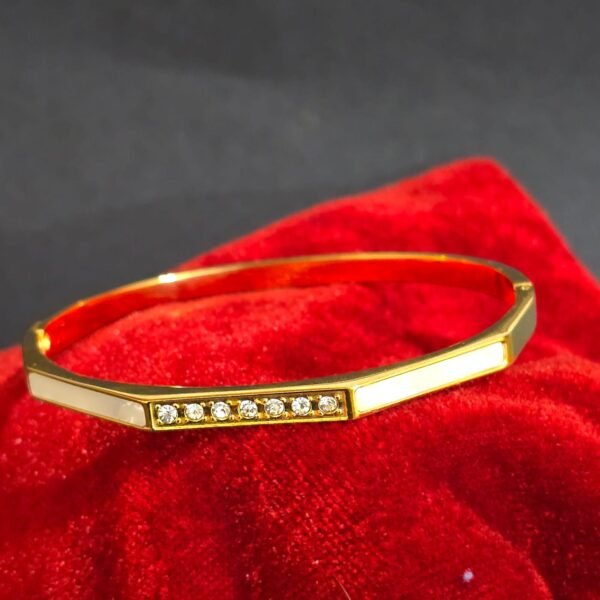 Anti-tarnish bangle