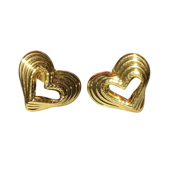 Gold heart earrings